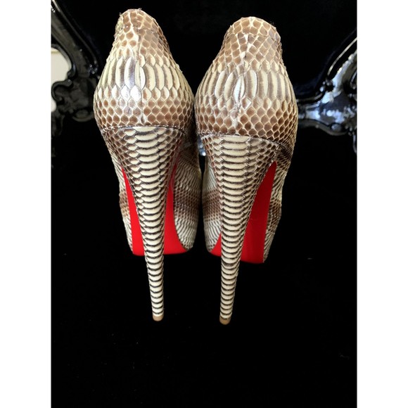 Christian Louboutin Daffoldile size 40 US 10 Python Platform Pumps Beige Ivory - Picture 9 of 12